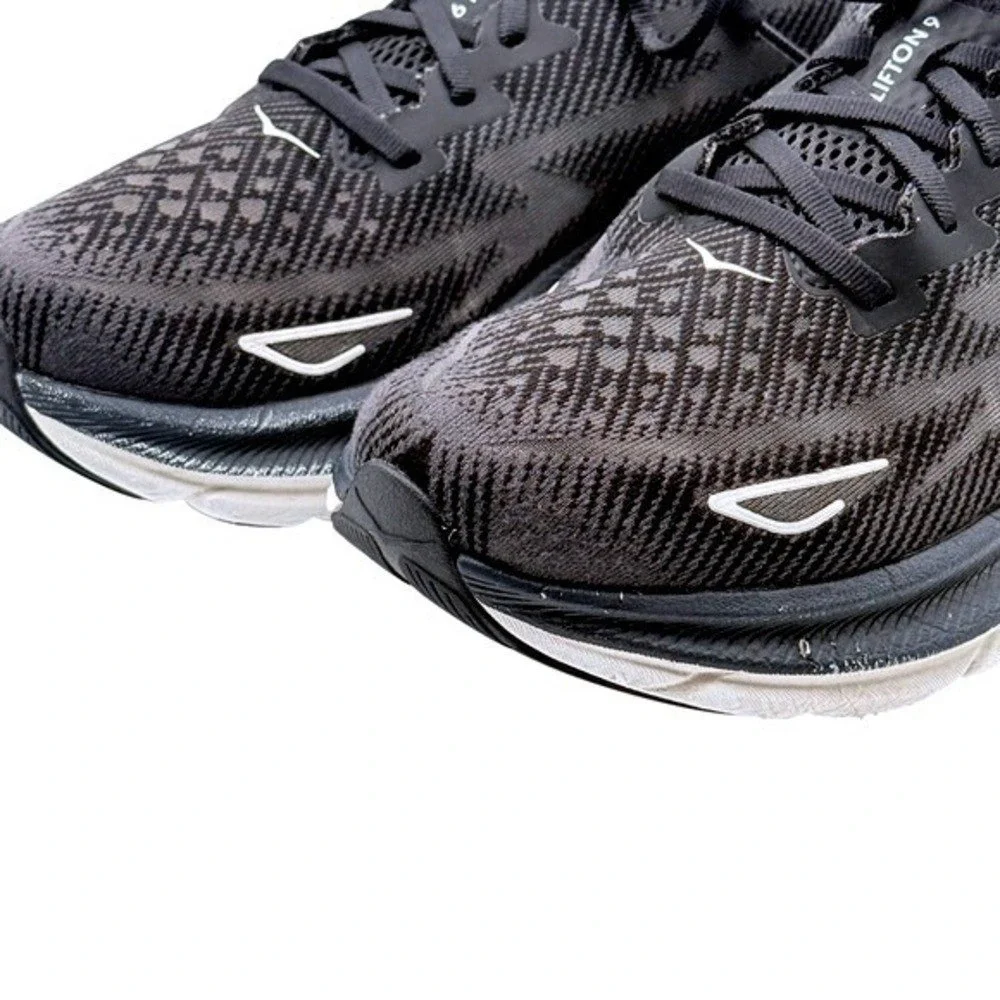 HOKA Clifton 9 Men's Running Shoes Size 9.5 Black White Road Sneakers